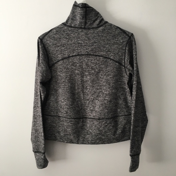 Lululemon ready to rulu pullover sz 2 - Picture 2 of 5